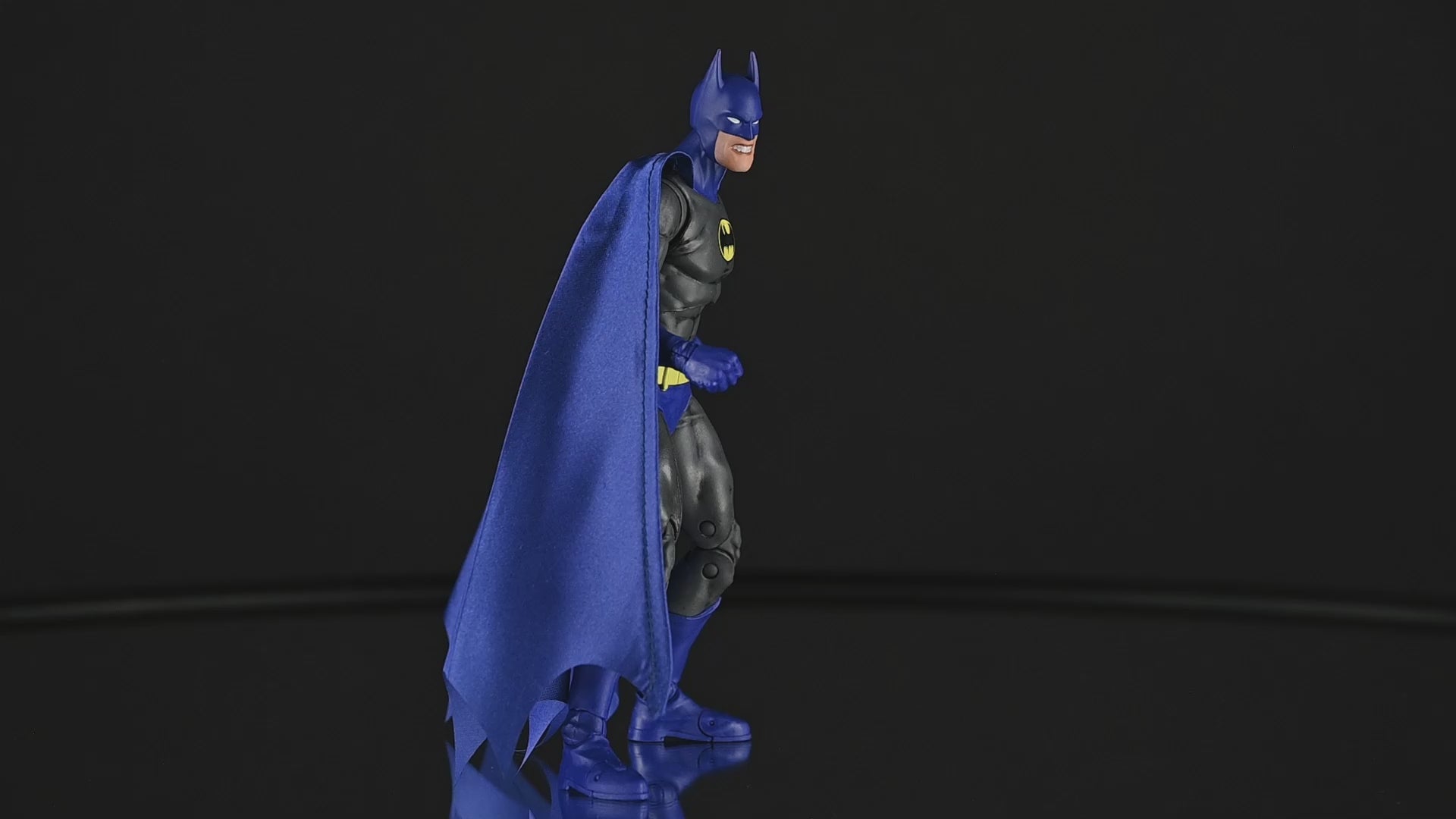 Figurka DC Multiverse Batman (Liga Sprawiedliwości z lat 90.) 7 cali